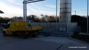 image of a security fence at Avonmouth erected for Wessex Water